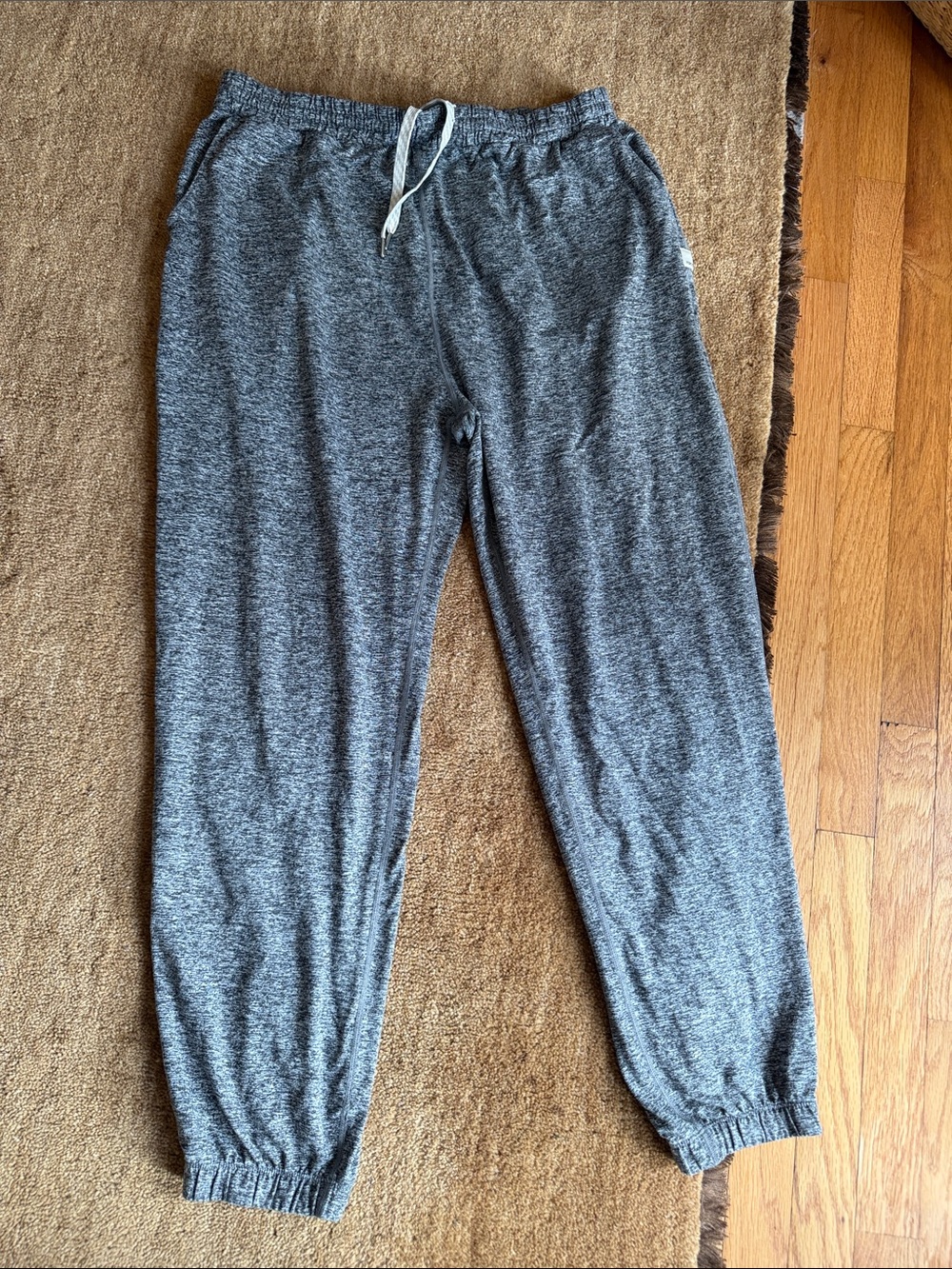 Vuori Heather Gray Boyfriend Jogger